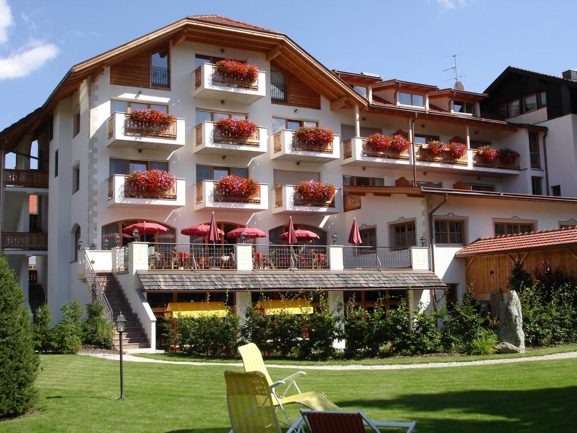 Landhotel Tharerwirt Olang Buitenkant foto