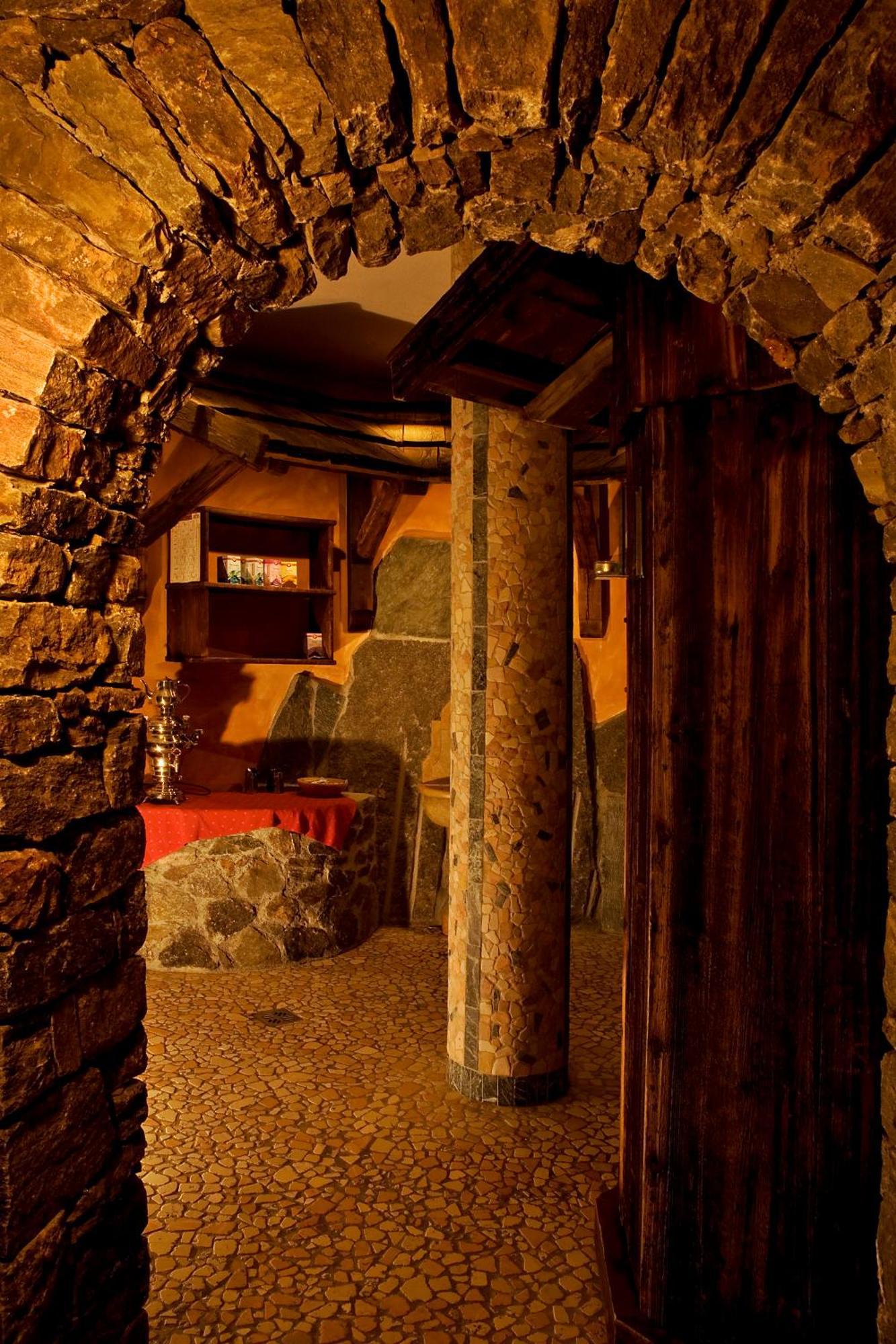 Landhotel Tharerwirt Olang Buitenkant foto